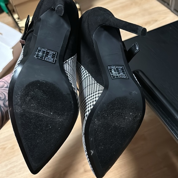 Booties high heels US7 - Picture 4 of 5